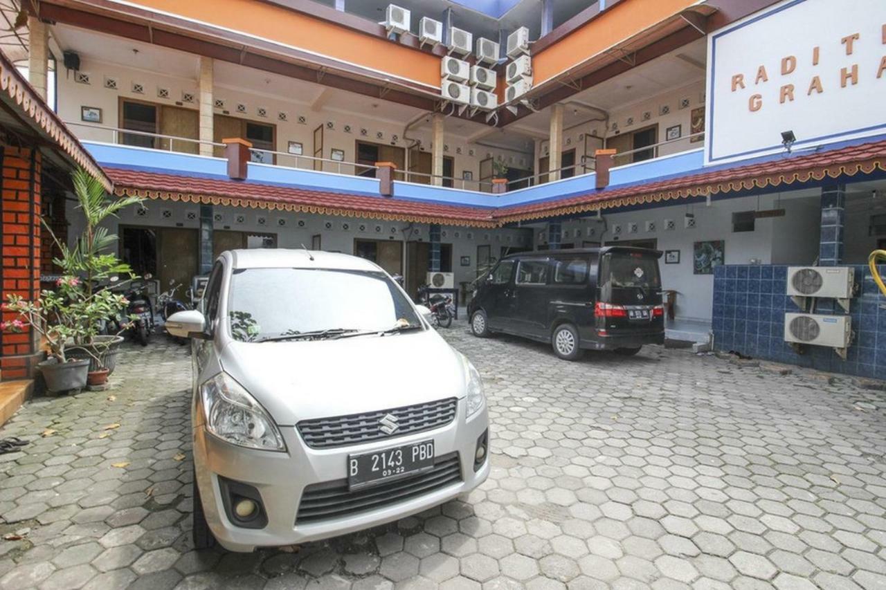 Reddoorz Syariah At Jalan Menteri Supeno Hotel Jogjakarta Buitenkant foto