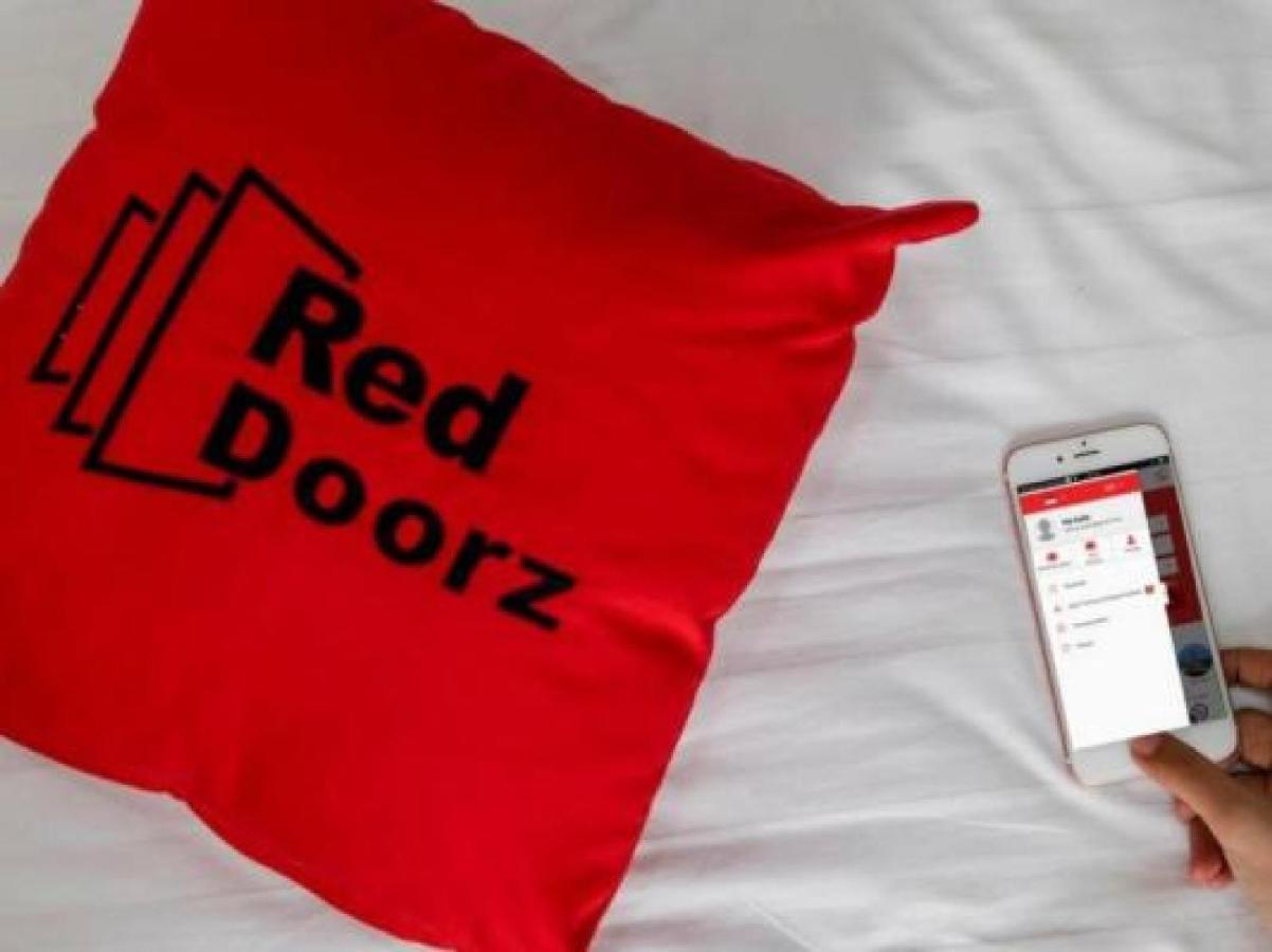 Reddoorz Syariah At Jalan Menteri Supeno Hotel Jogjakarta Buitenkant foto